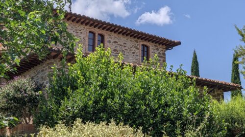 restoration country house in tuscany